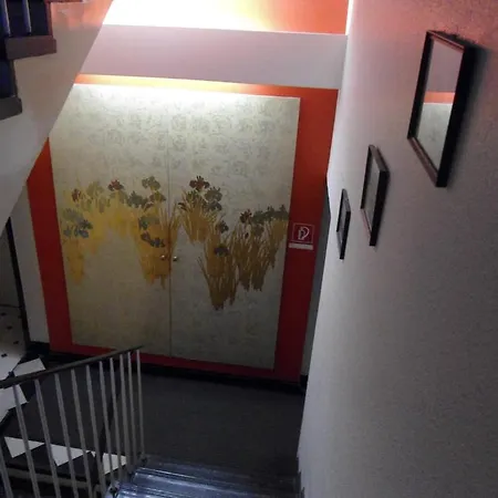 D\u00fcsseldorfer Apartment