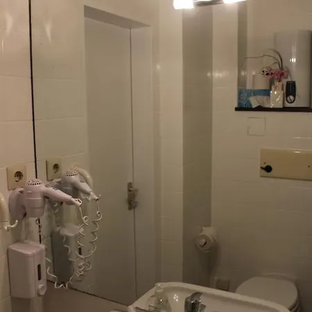 Apartment D\u00fcsseldorfer