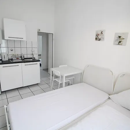 D\u00fcsseldorfer Apartment