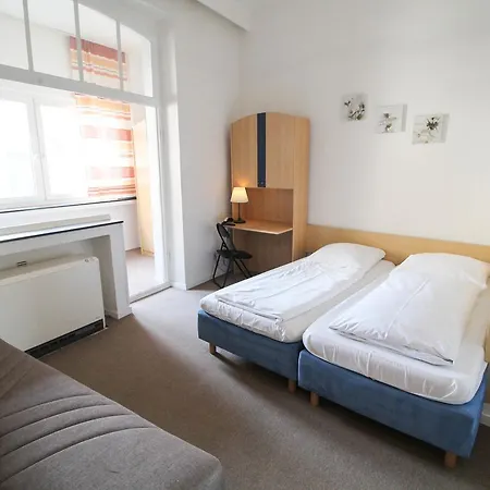 D\u00fcsseldorfer Apartment *